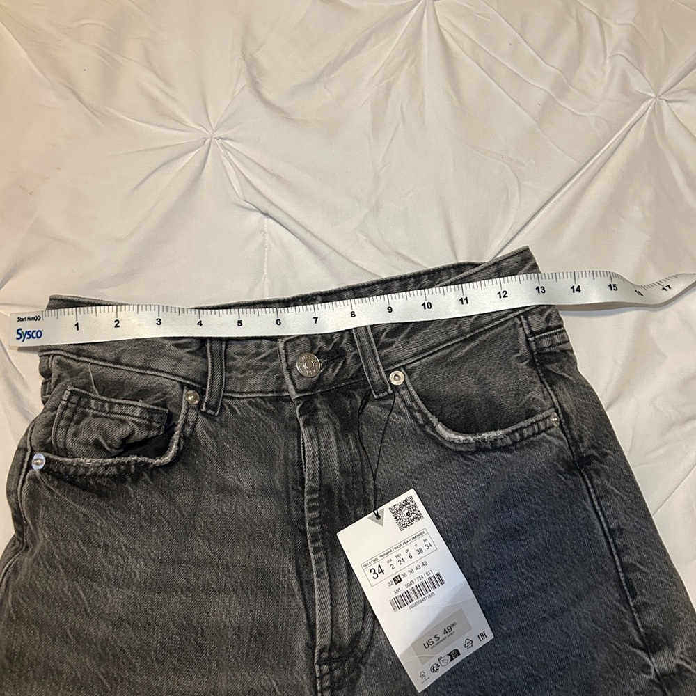 Zara Women's Straight Leg Jeans - Picture 6 of 6